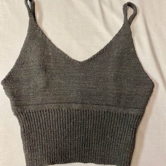 Black knitted crop top - Picture 1 of 2